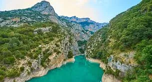 Vallée du Tarn gorges sauvages bivouac van